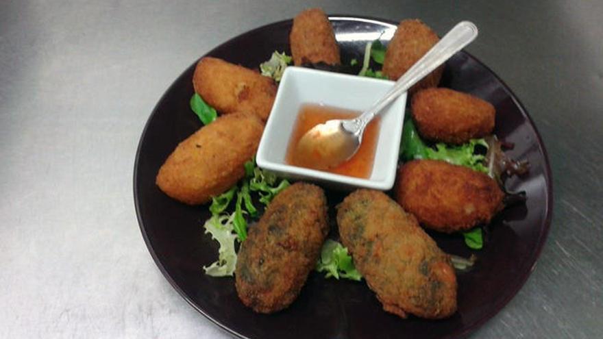 Plato de croquetas variadas