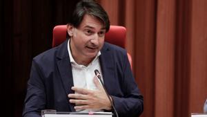 Els grups estudien forçar el desbloqueig al Parlament de la comissió per sancionar Dalmases