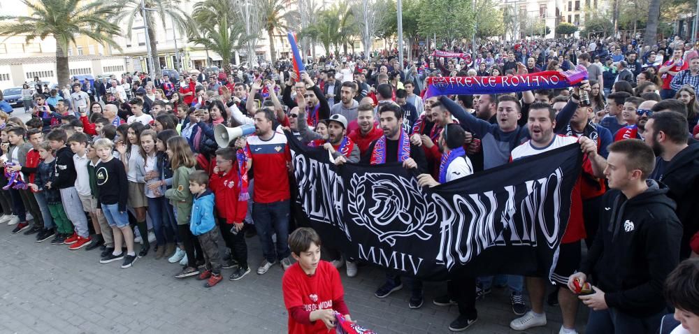 El Saguntino celebra el título de Copa a lo grande