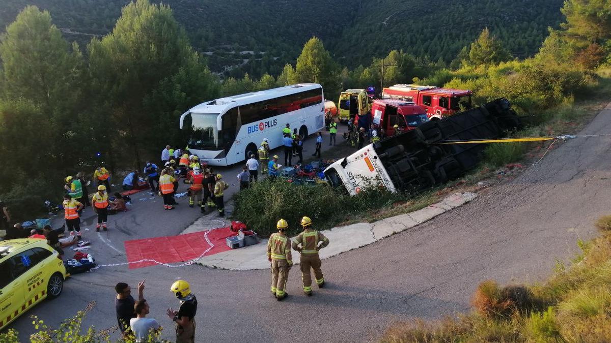 L&#039;autocar ha bolcat en una corba