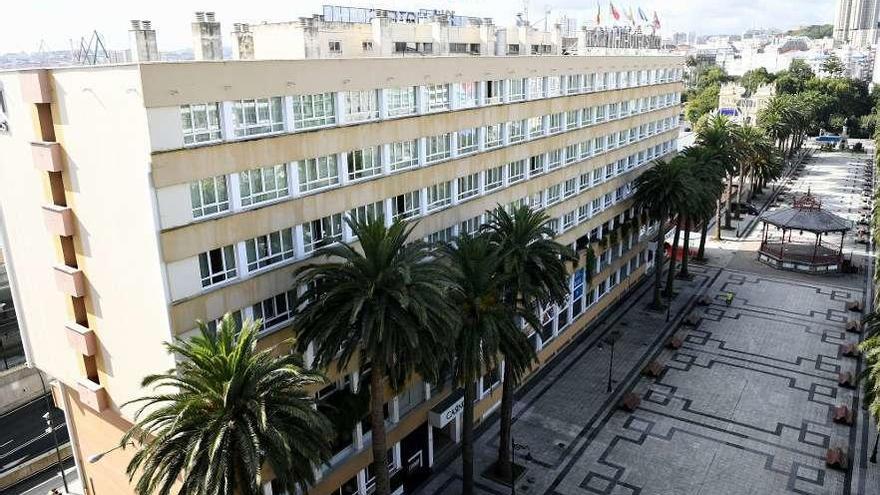 Edificio del hotel Atlántico, en los jardines de Méndez Núñez.