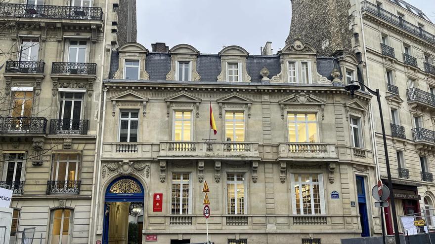 PP y Vox se unen para reclamar al Tribunal de Cuentas que fiscalice la cesión de un palacete en París al PNV