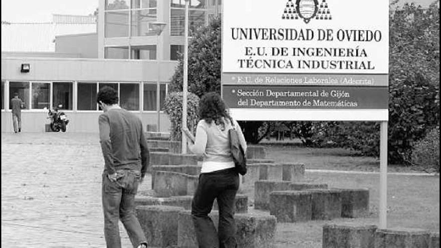 Alumnos de Ingeniería Industrial.