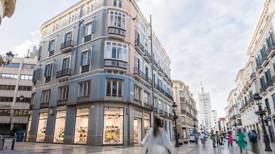 ¿Abren las tiendas en Málaga el 8 de septiembre?