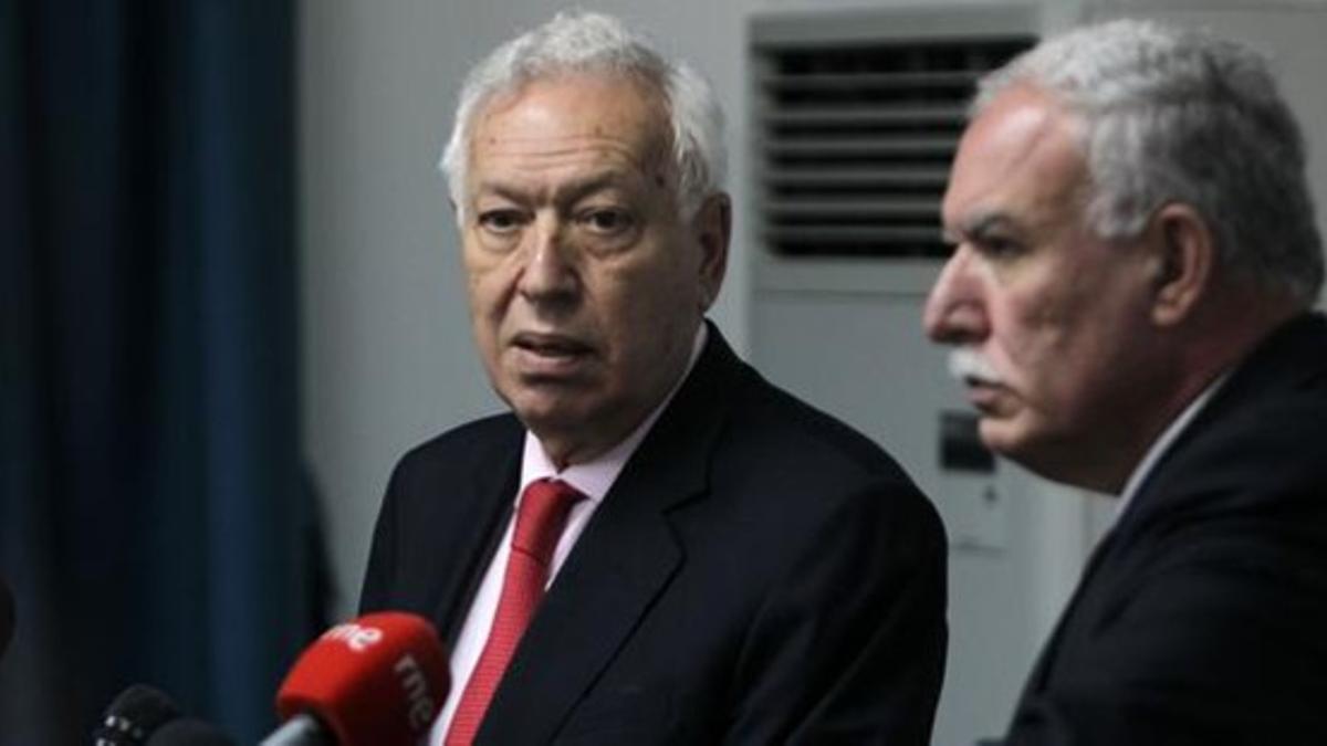 García-Margallo, junto a Al Malki, este lunes en Ramala.