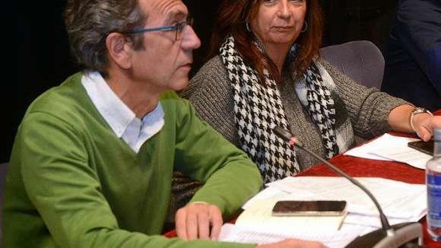Los concejales de Marea en el pleno de Pontevedra. // R.V.