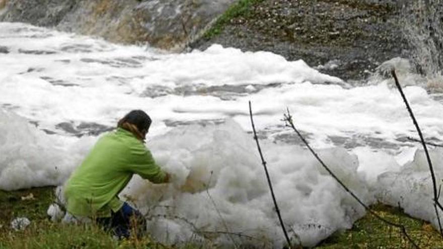 Un dels episodis de contaminació més visibles registrats a la riera