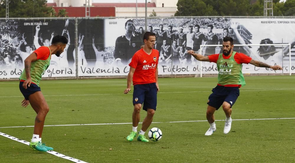 Primer día de Marcelino en Paterna