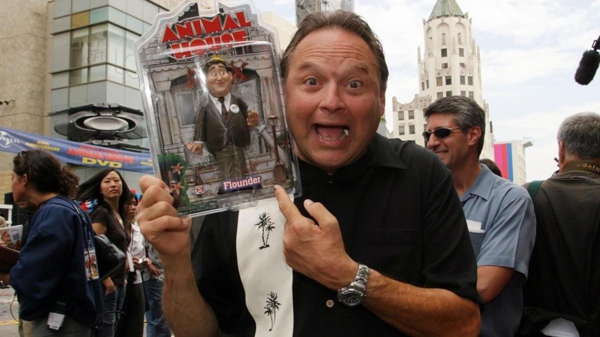 Muere Stephen Furst, actor de 'Babylon 5' y 'Desmadre a la americana'