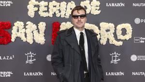 MADRID, 06/02/2025.- El cineasta Albert Serra participa este jueves en el pase gráfico de la Gala San Isidro 2025, celebrada en la plaza de Las Ventas de Madrid. EFE/ Kiko Huesca