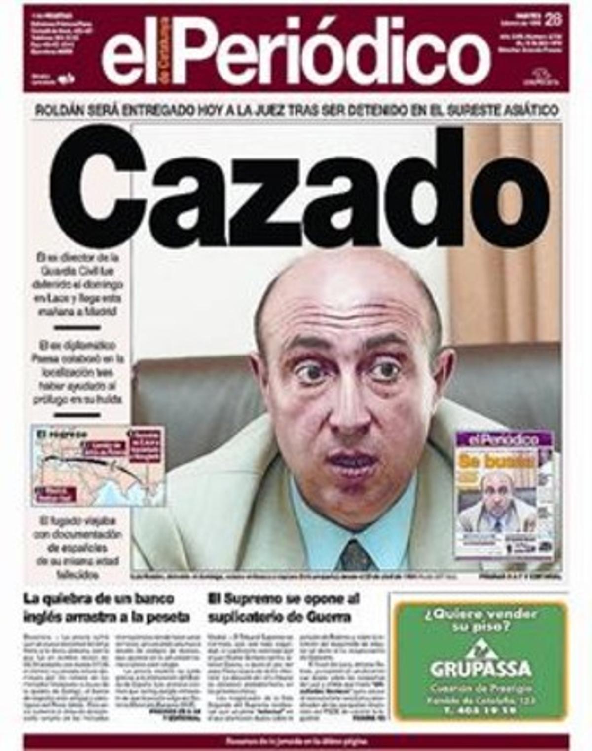 caçat Luis Roldán és conduït per dos agents de policia a la sala del judici, el 20 de febrer de 1997. A sota, la portada d’’EL PERIÓDICO’ del 28 de febrer de 1995. caçat Luis Roldán és conduït per dos agents de policia a la sala del judici, el 20 de febrer de 1997. A sota, la portada d’’EL PERIÓDICO’ del 28 de febrer de 1995.