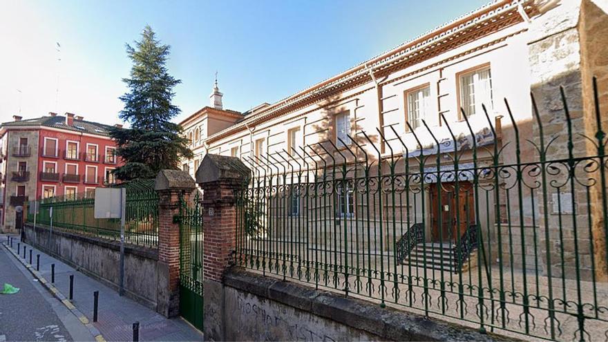 Ingresadas por salmonelosis 14 alumnas de un colegio de Toledo, una de ellas en la UCI