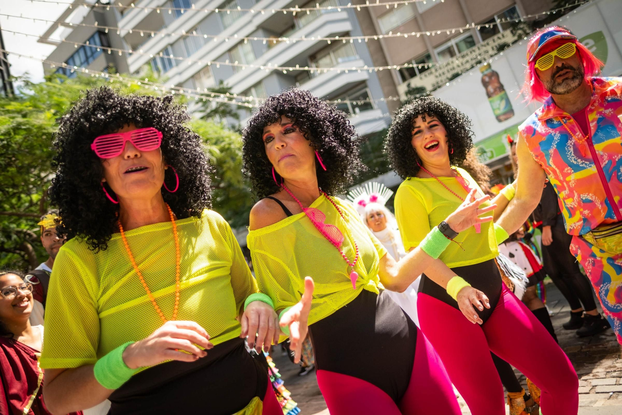 Santa Cruz celebra su segundo Carnaval de día