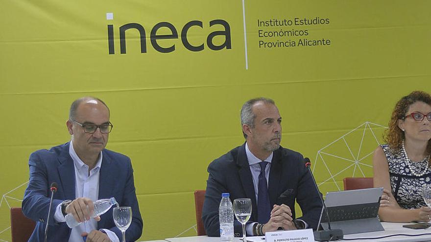 La UA encarga un estudio a Ineca para respaldar su nueva facultad de Medicina