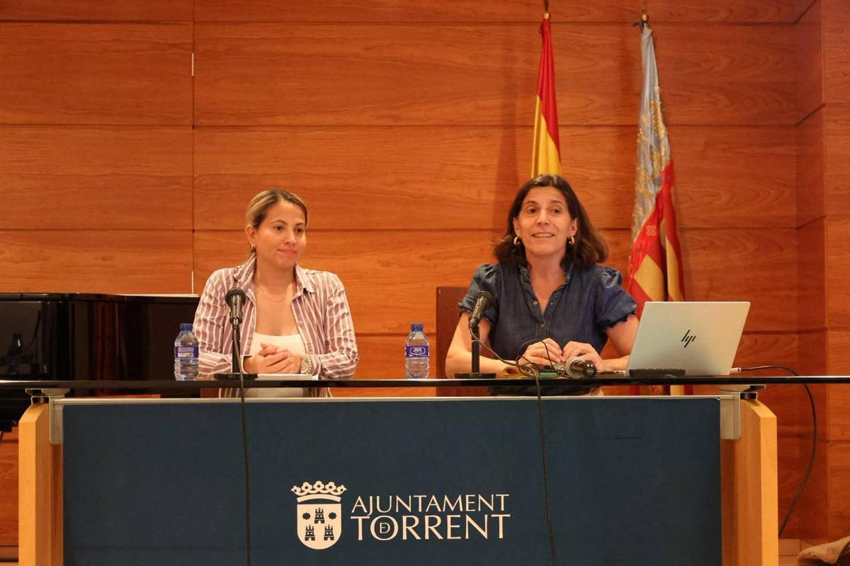 Un momento de la charla a cargo de Red Madre.