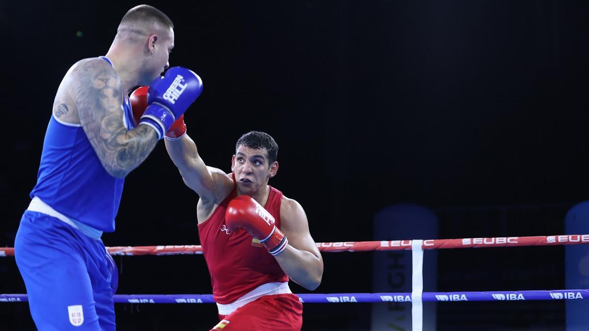 Ayoub Ghadfa, durante la final del campeonato de Europa de boxeo de este año.