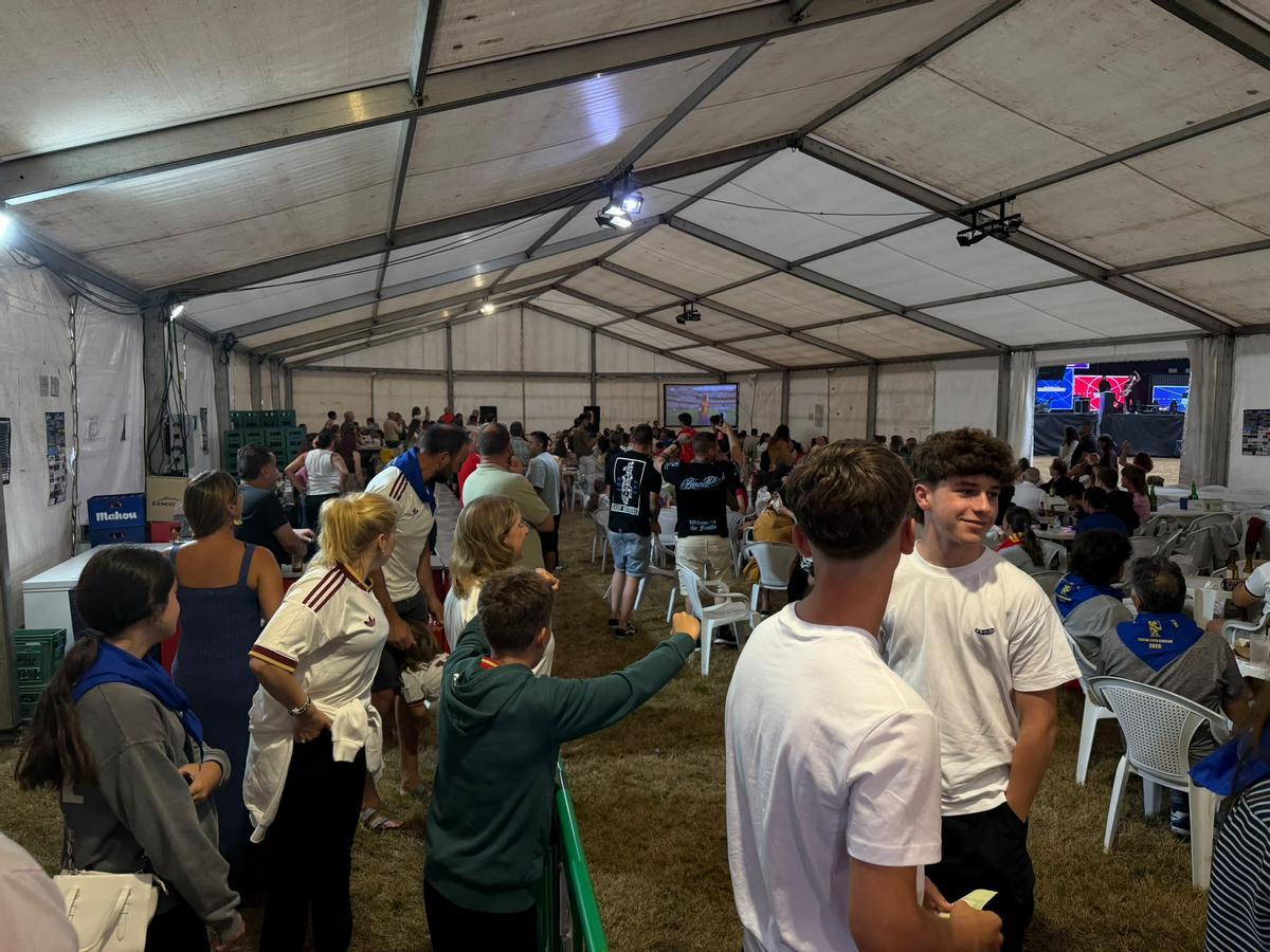 EN IMÁGENES: Marea festiva en las fiestas de San Martín de Laspra, San Juan de Nieva y Coto Carcedo