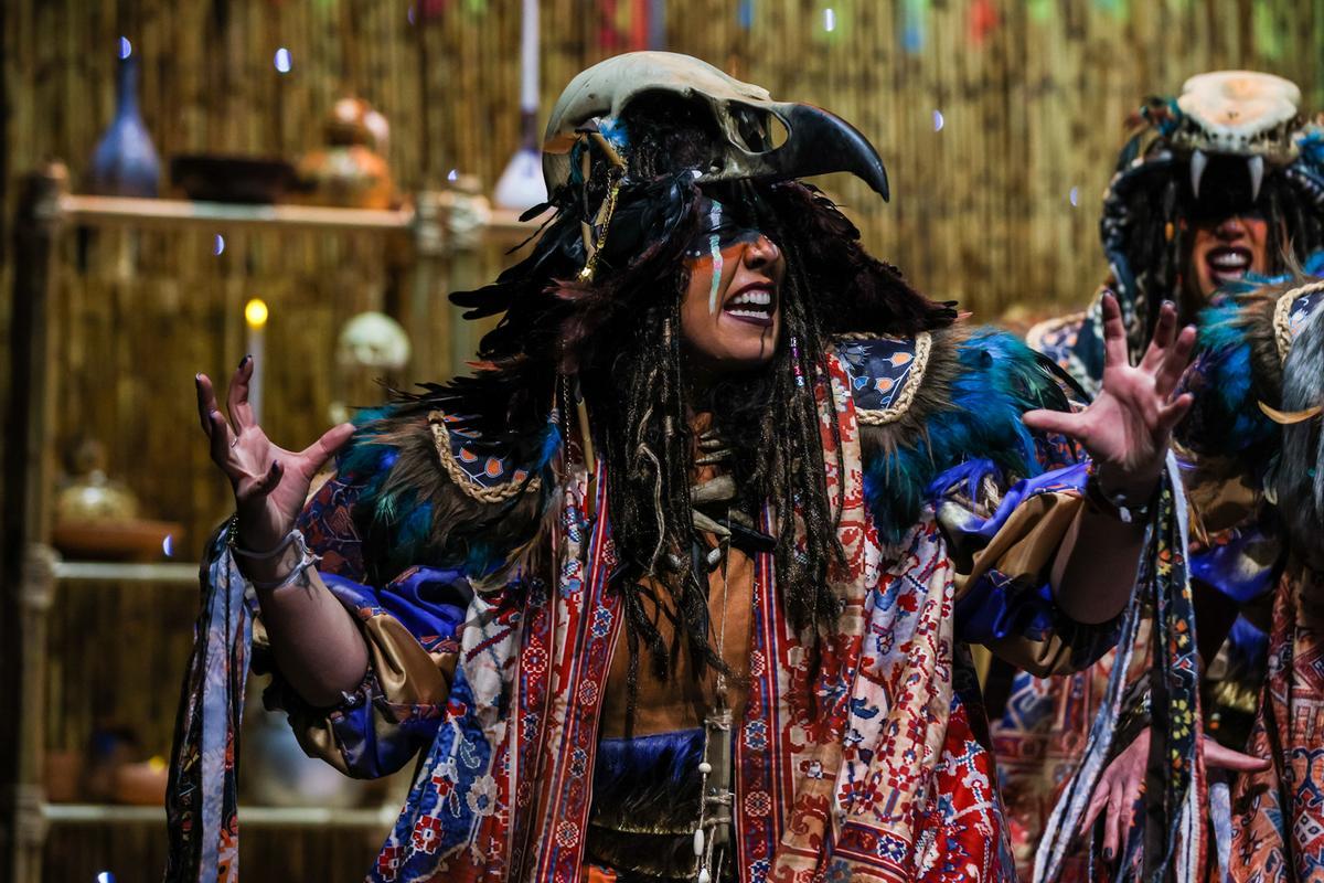 La comparsa de Granada 'La cura', en la segunda preliminar del COAC 2026 del Carnaval