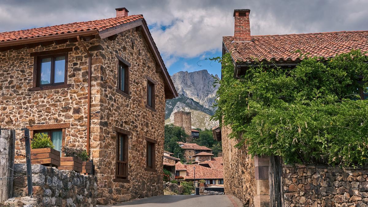 Mogrovejo, un viaje al pueblo de Heidi en España