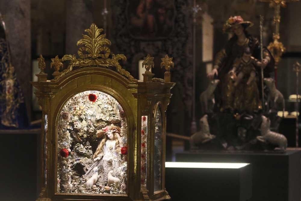 Muestra sobre la Divina Pastora en la Mezquita Catedral