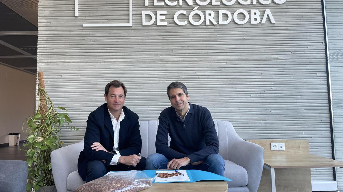 Séneca Green y el Instituto de Agricultura Sostenible (IAS-CSIC) firman un acuerdo para el desarrollo de nuevas variedades de habas.