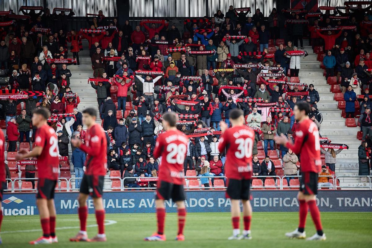El Mirandés volvió a jugar sus partidos de local en Anduva en el inicio de este 2026.