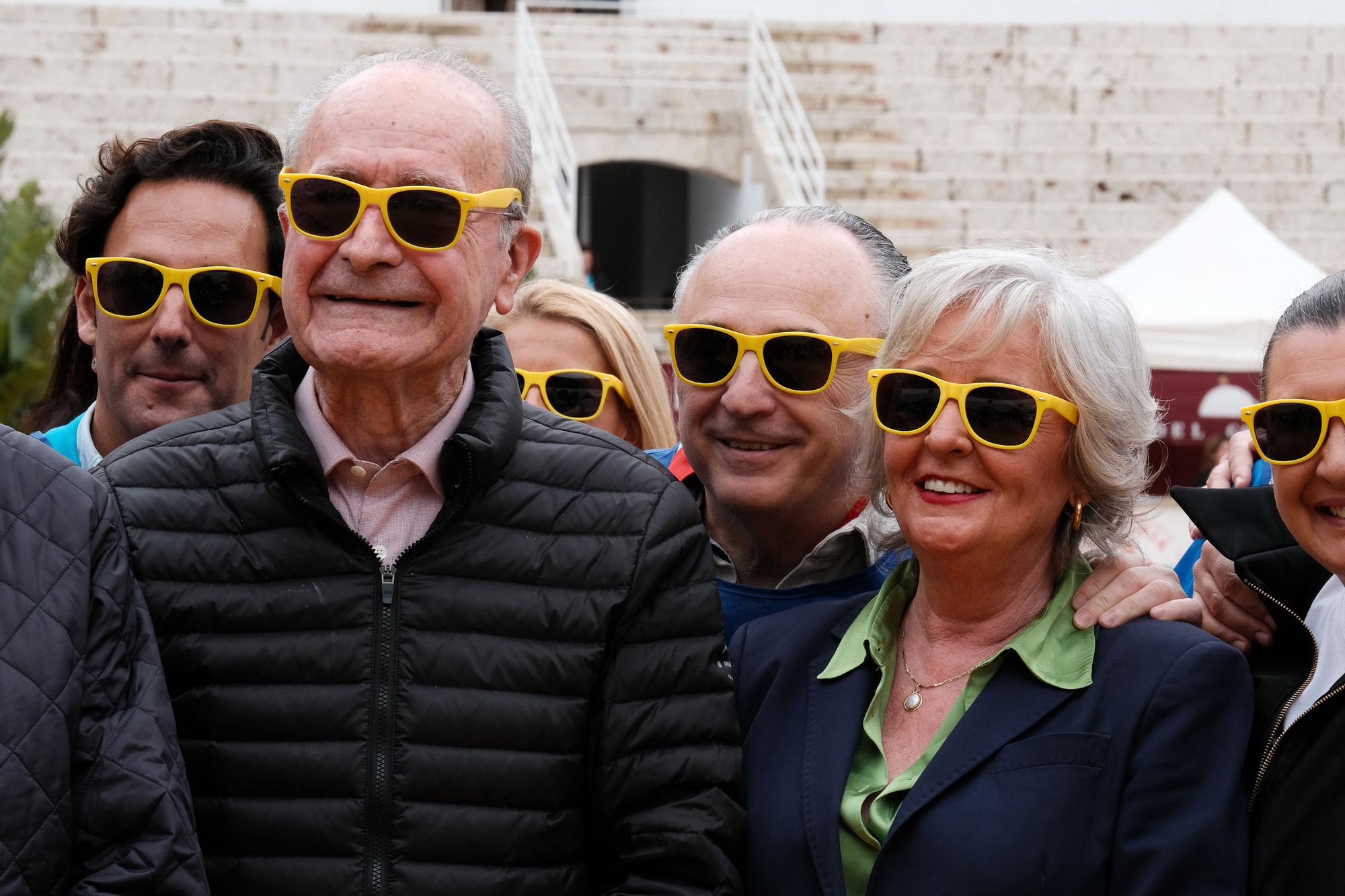 El Festival Solidario Soles de Málaga, organizado por la Fundación el Pimpi, se celebra este sábado en la Plaza de Toros de la Malagueta a beneficio de colectivos sociales y ONG, este año la mayoría de ellas relacionadas con los mayores.