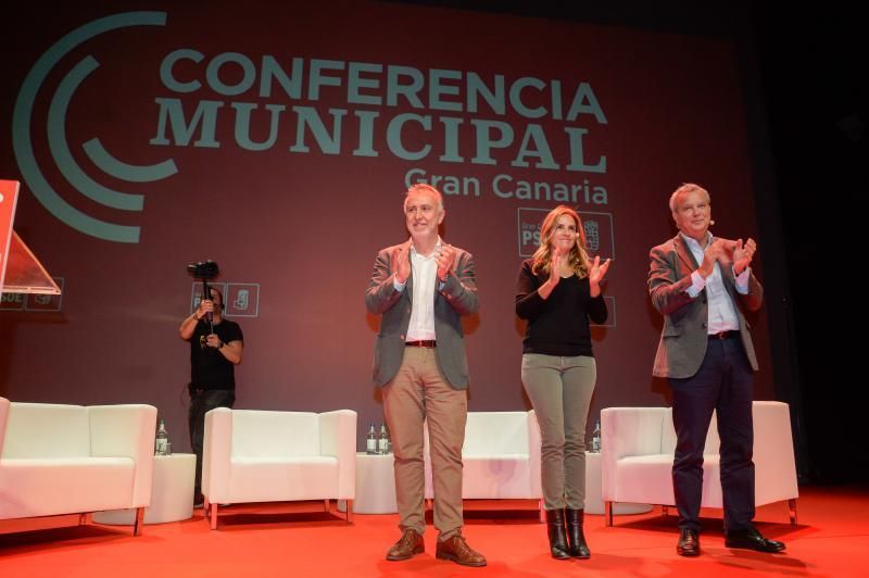 18-01-19. Las Palmas de Gran Canaria. La secretaria federal de Política Municipal del PSOE, Susana Sumelzo, participa en una conferencia política organizada por su partido en Gran Canaria, junto con la alcaldesa de Hospitalet de Llobregat (Barcelona), Nuria Marín, y el exalcalde de San Sebastián Odón Elorza .  FOTO: JOSÉ CARLOS GUERRA.  | 18/01/2019 | Fotógrafo: José Carlos Guerra