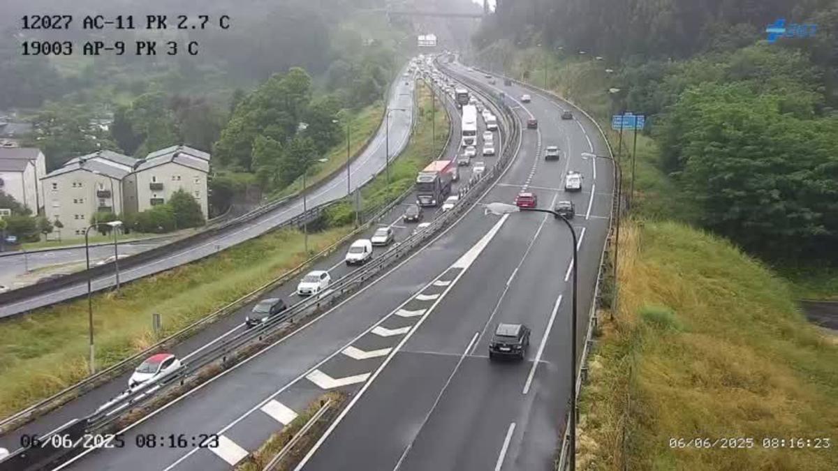 Retenciones en la AP-9 por el accidente en Alfonso Molina