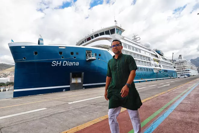 Nuevo crucero de lujo en Santa Cruz