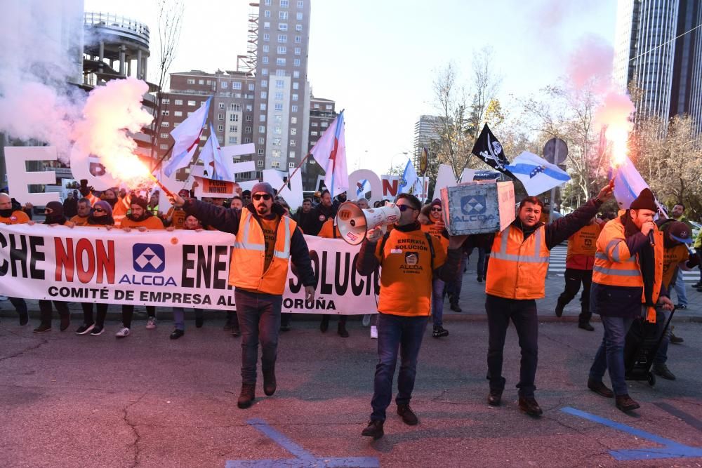Concentración de trabajadores de Alcoa en Madrid