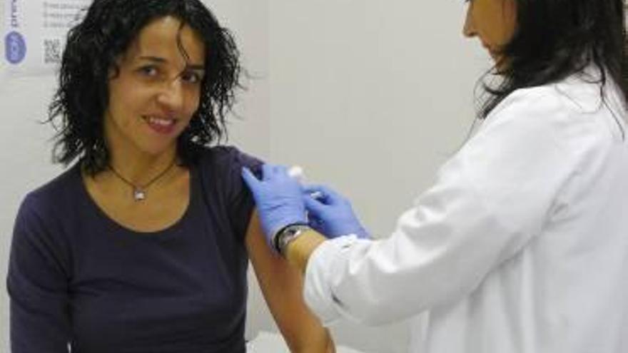 Campaña de vacunación contra la gripe en la Ribera.
