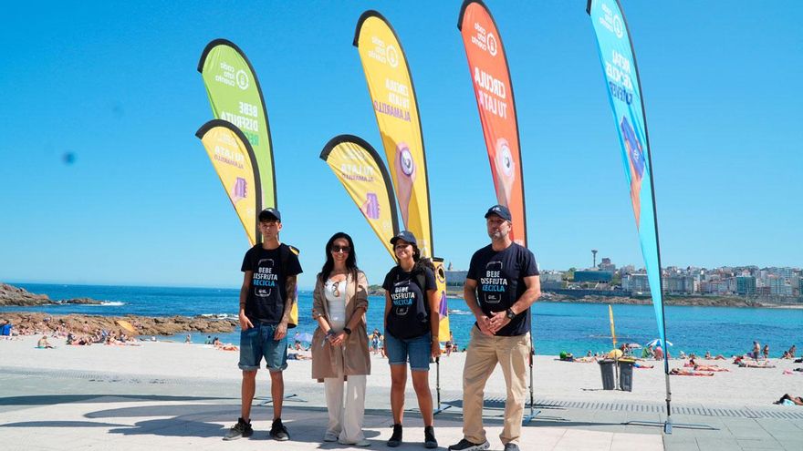 Las playas de Orzán y Riazor acogerán una campaña de reciclaje los próximos cuatro fines de semana