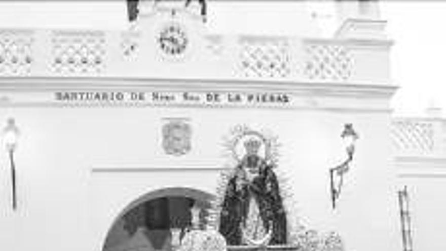 La Virgen de la Piedad centra las actividades de las fiestas