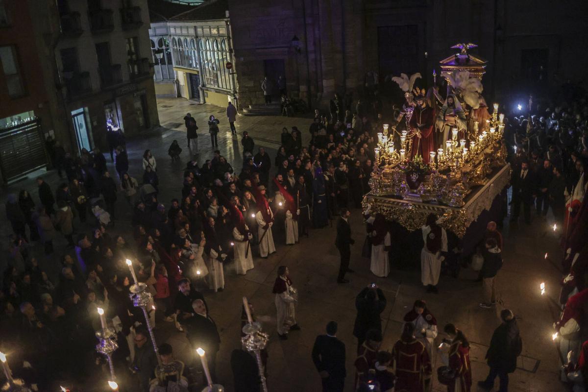 La procesión de La Madrugá.