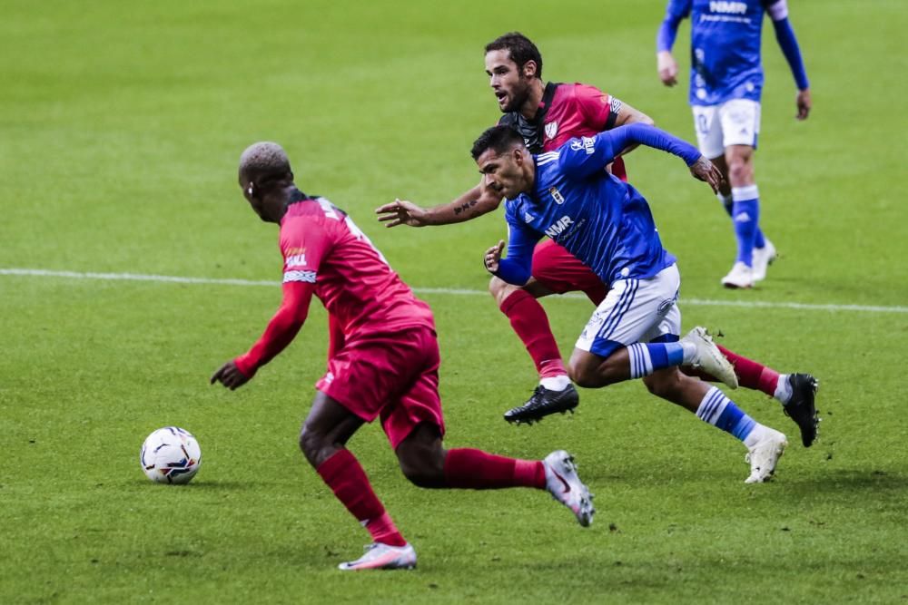 Real Oviedo - Rayo Vallecano, en imágenes