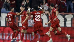 Sevilla - Osasuna | El gol de Budimir