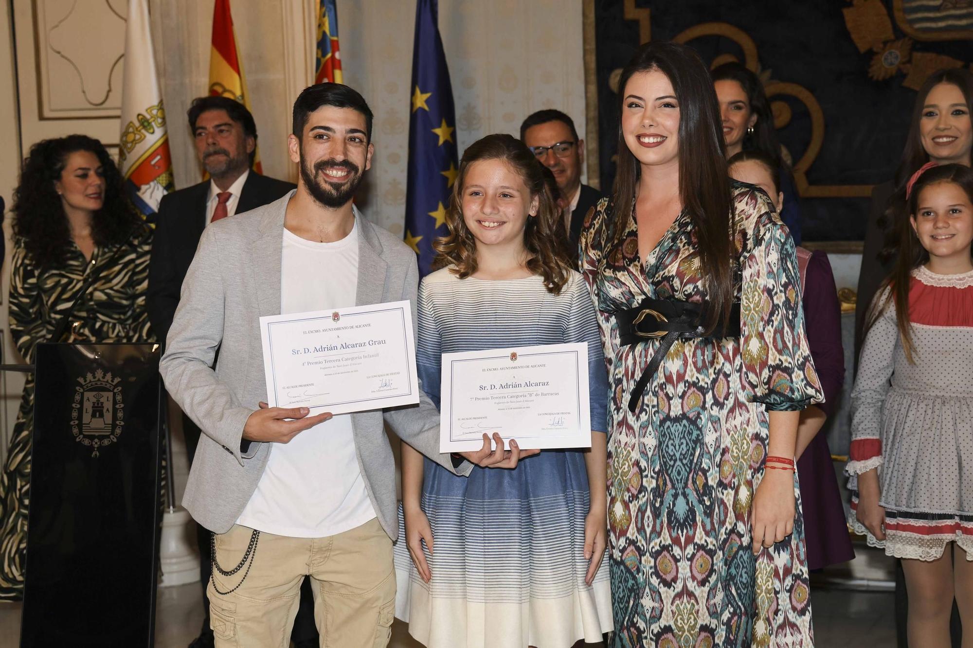 Así ha sido la entrega los premios a los Artistas de Hogueras