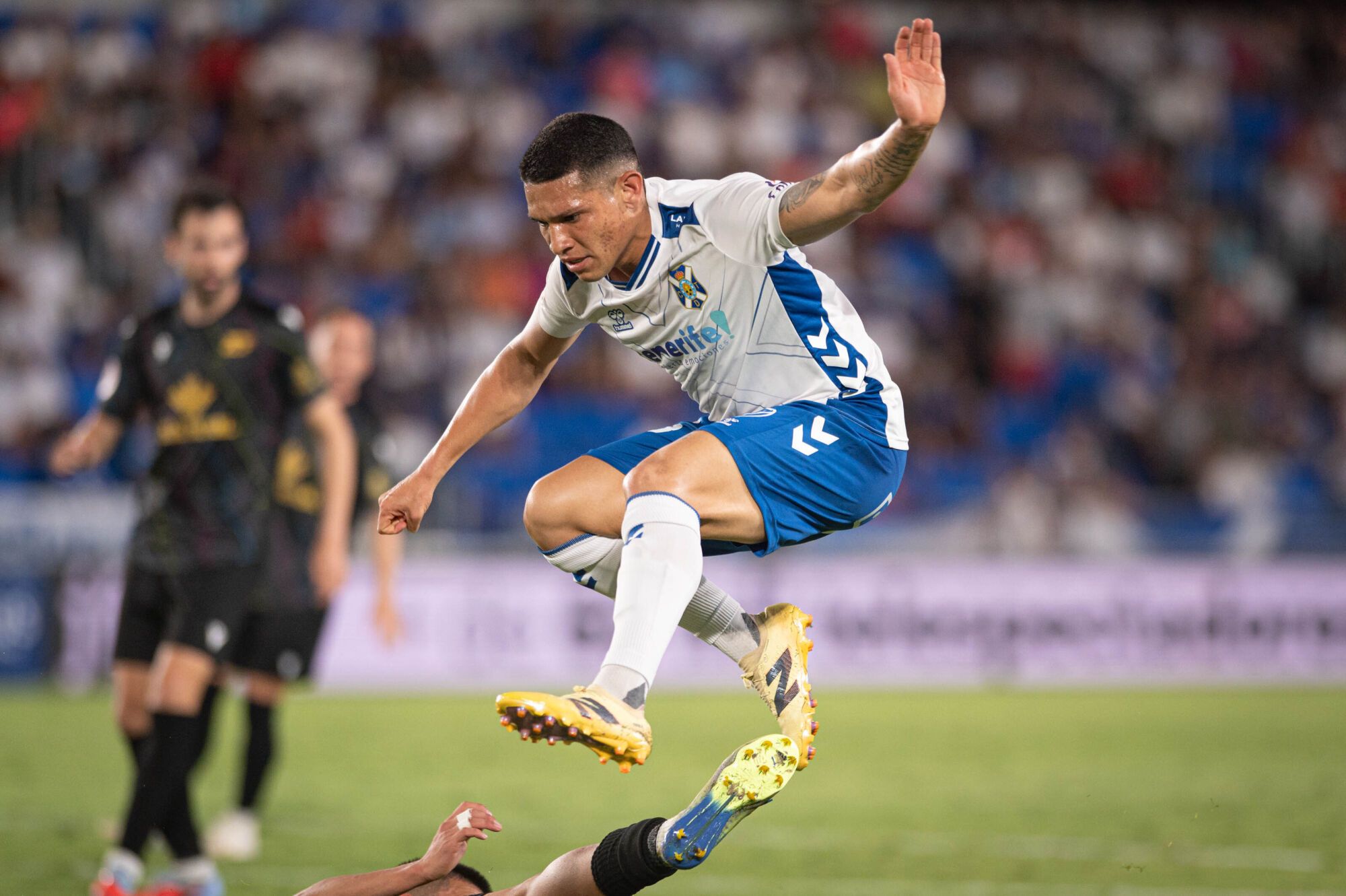 Partido de Primera RFEF CD Tenerife-Zamora CF 