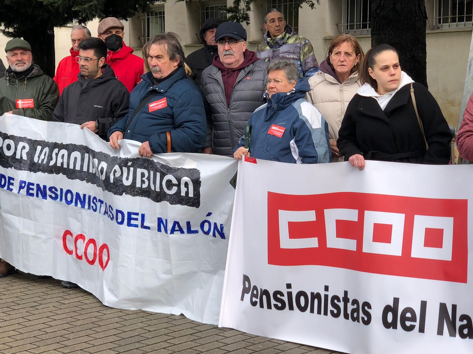 Protesta de los pensionistas en Langreo para pedir mejoras en la sanidad