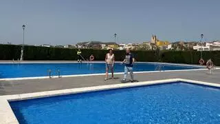 Un municipio de Castellón abre su piscina con agua no potable, aunque apta para el baño