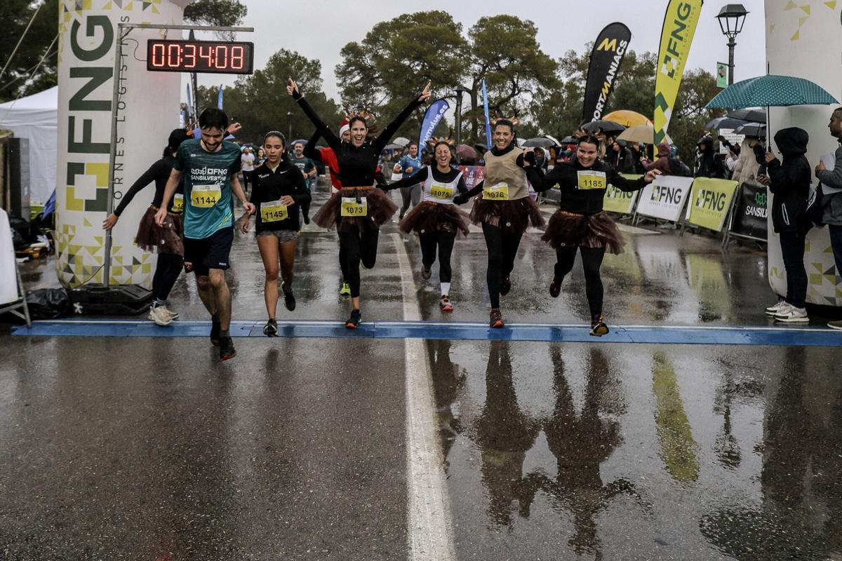 Toni Mercadal Roldán (Joan Comes)  y María del Mar González, fueron los ganadores de la FNG San Silvestre Palma