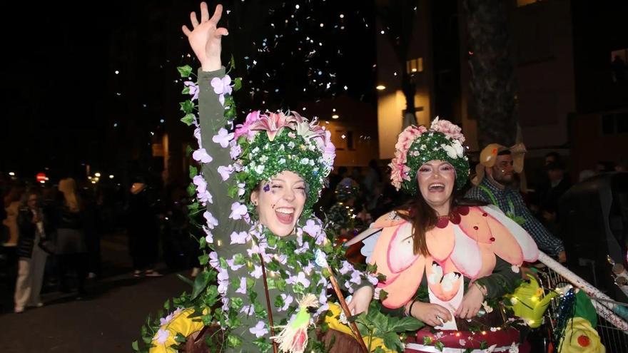 Castelló vibra al compás de la diversión en Carnestoltes