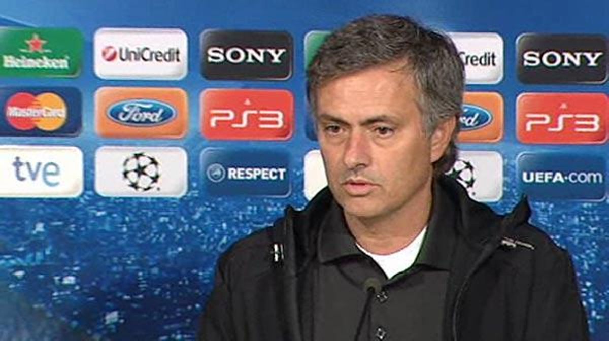 Mourinho assegura: Desitjo que Tito estigui el dia 10 a la banqueta ple de salut.
