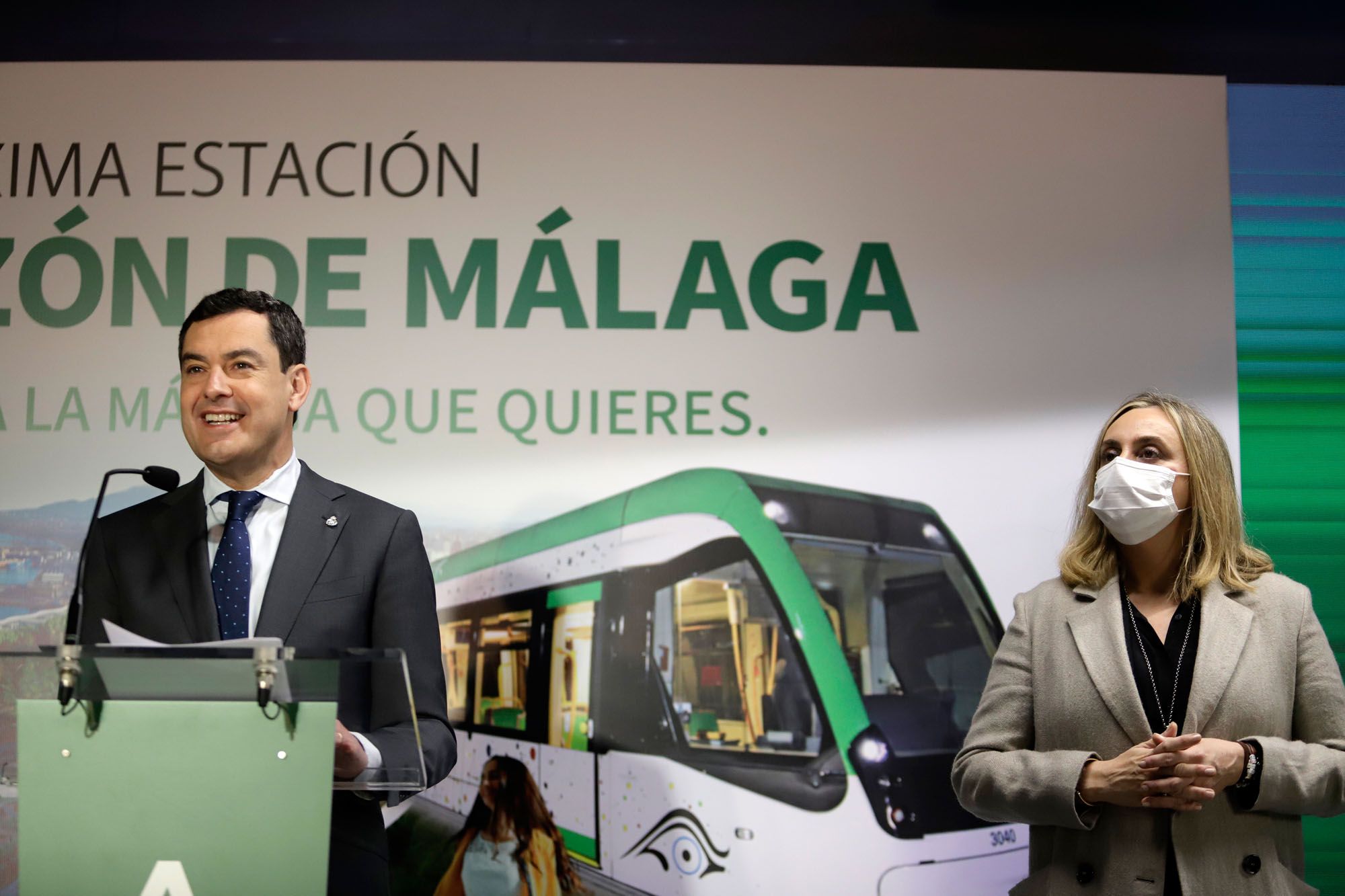 Pruebas en el tramo del metro de Málaga y visita a la estación de Atarazanas