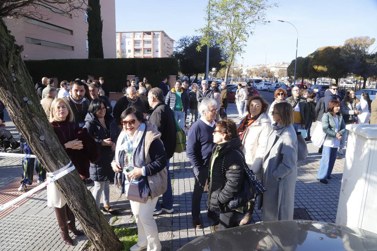 Desalojan el centro sanitario Castilla del Pino