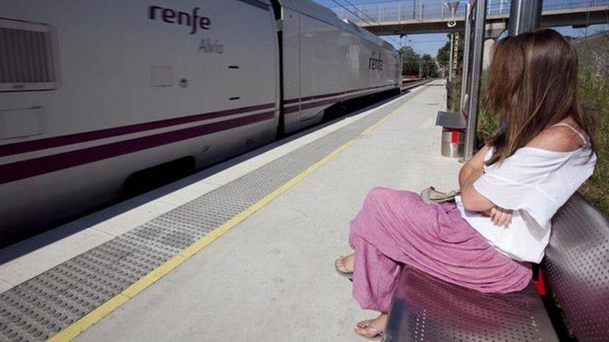 Renfe afronta cuatro días de huelga en todos sus trenes