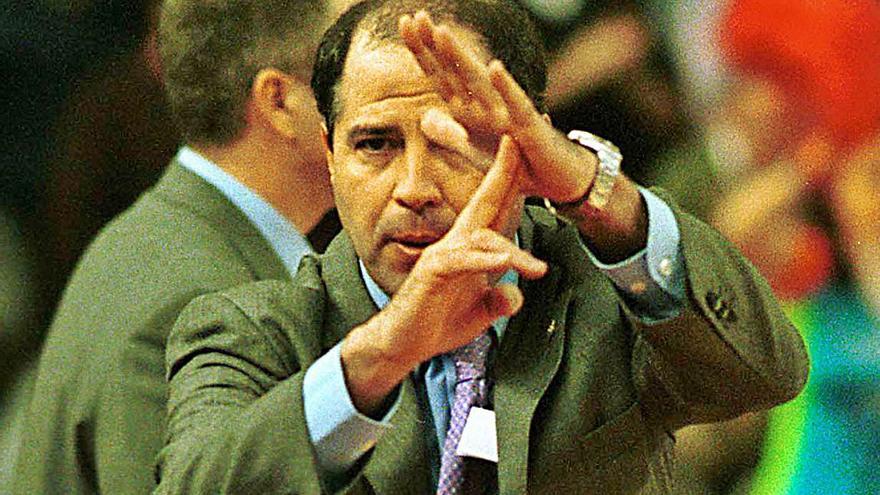 Javier Imbroda fue entrenador del Unicaja en los años 90.