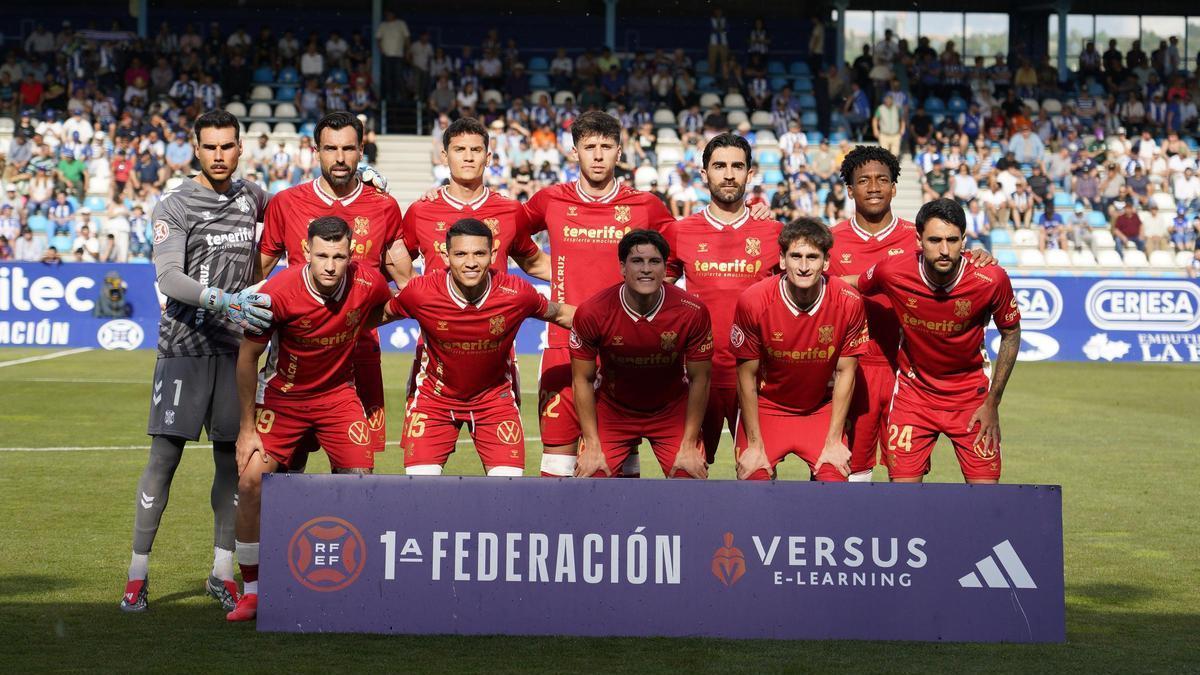 SD Ponferradina-CD Tenerife, en imágenes