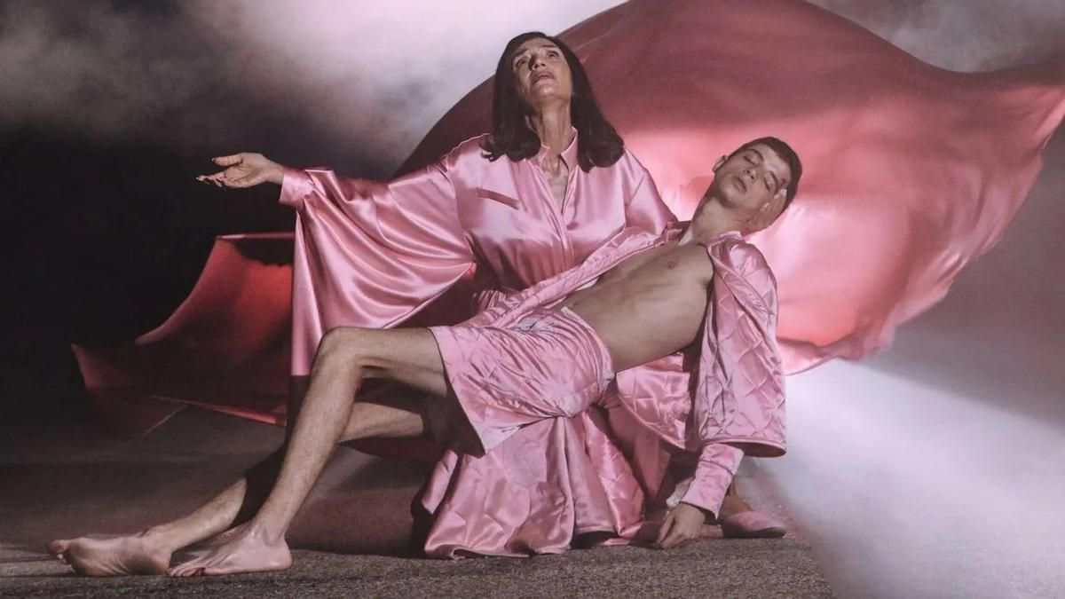 Imagen de la película 'La piedad'.